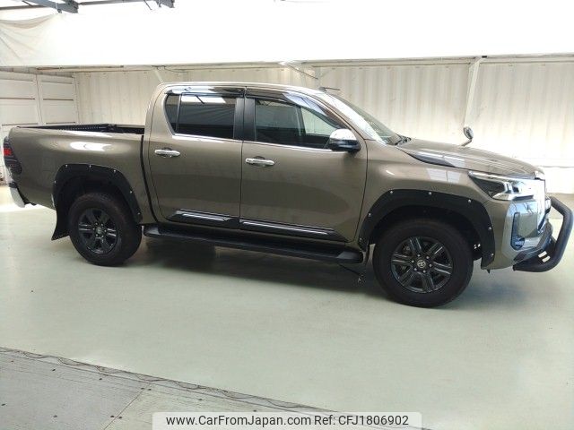 toyota hilux 2023 CFJ1806902 image 2