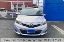 toyota vitz 2013 -TOYOTA--Vitz DBA-NSP130--NSP130-2136672---TOYOTA--Vitz DBA-NSP130--NSP130-2136672-