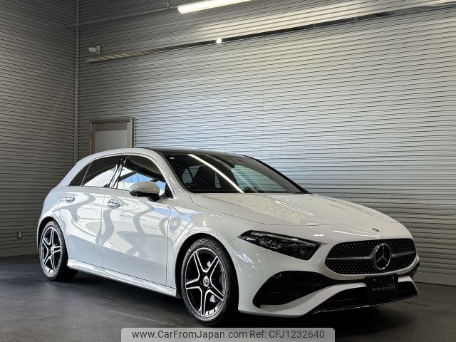 mercedes-benz a-class 2024 -MERCEDES-BENZ--Benz A Class 5AA-177084--W1K1770842J398865---MERCEDES-BENZ--Benz A Class 5AA-177084--W1K1770842J398865- image 1