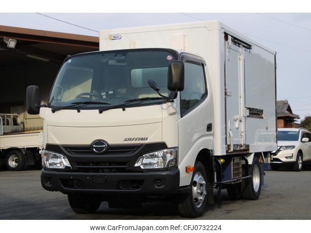 hino dutro 2016 GOO_NET_EXCHANGE_0230013A30250207W003 image 1