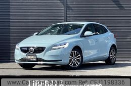 volvo v40 2018 -VOLVO--Volvo V40 DBA-MB4154T--YV1MV2820J2473862---VOLVO--Volvo V40 DBA-MB4154T--YV1MV2820J2473862-