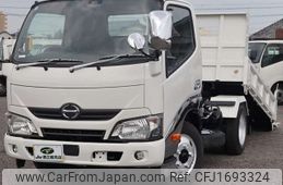 hino dutro 2017 CFJ1693324