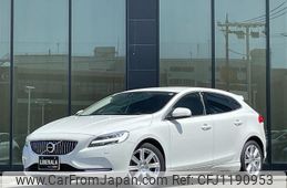 volvo v40 2017 -VOLVO--Volvo V40 DBA-MB4154T--YV1MV2920H2390001---VOLVO--Volvo V40 DBA-MB4154T--YV1MV2920H2390001-