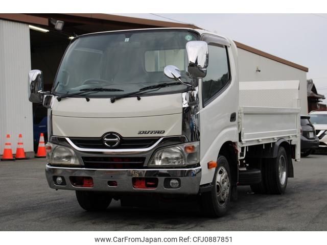 hino dutro 2015 GOO_NET_EXCHANGE_0230013A30250313W001 image 1