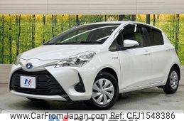 toyota vitz 2017 CFJ1548386