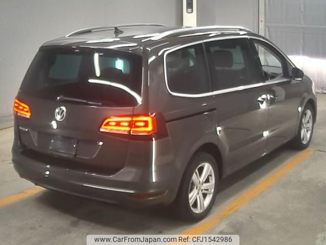 volkswagen sharan 2018 CFJ1542986 image 2