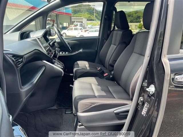 toyota voxy 2019 -TOYOTA--Voxy DBA-ZRR80W--ZRR80-0572811---TOYOTA--Voxy DBA-ZRR80W--ZRR80-0572811- image 2