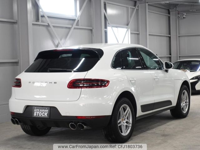 porsche macan 2016 CFJ1803736 image 2