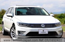 volkswagen passat 2016 CFJ1652422
