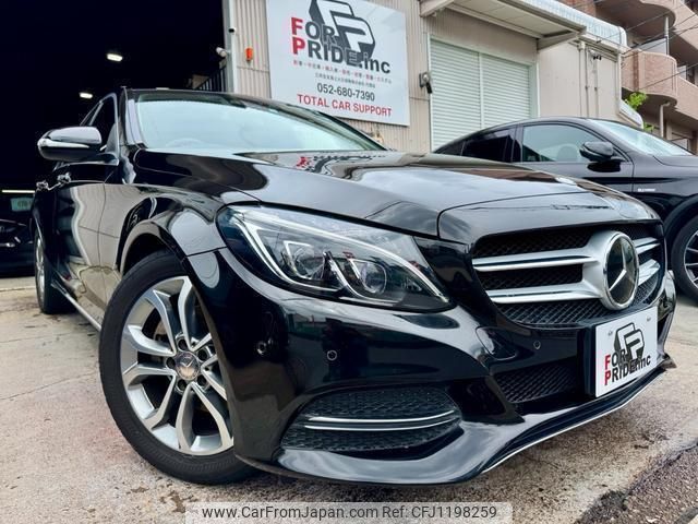 mercedes-benz c-class 2015 quick_quick_RBA-205042C_WDD2050422R089425 image 1