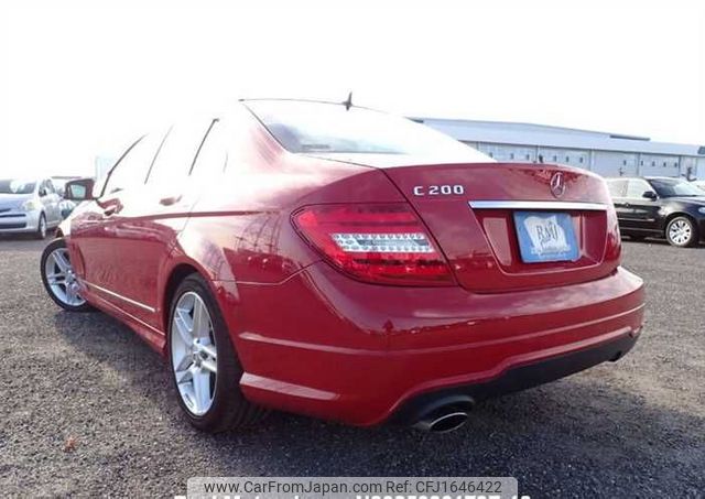 mercedes-benz c-class 2012 CFJ1646422 image 2