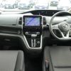 nissan serena 2018 CFJ1661514 image 17