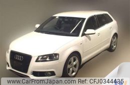 audi a3 2012 -AUDI--Audi A3 DBA-8PCAX--WAUZZZ8P5CA072262---AUDI--Audi A3 DBA-8PCAX--WAUZZZ8P5CA072262-