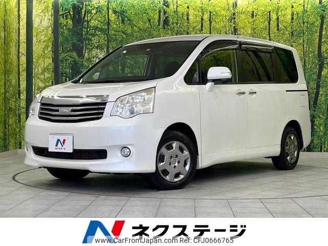 toyota noah 2012 -TOYOTA--Noah DBA-ZRR70G--ZRR70-0501956---TOYOTA--Noah DBA-ZRR70G--ZRR70-0501956- image 1