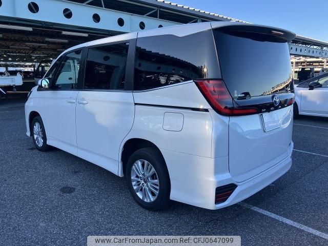 toyota noah 2022 quick_quick_6AA-ZWR95W_ZWR95-0003982 image 2