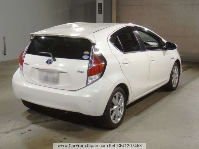 toyota aqua 2015 -TOYOTA 【大阪 550な8080】--AQUA NHP10-6402651---TOYOTA 【大阪 550な8080】--AQUA NHP10-6402651- image 2