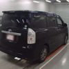 toyota voxy 2010 -TOYOTA--Voxy DBA-ZRR70W--ZRR70-0388031---TOYOTA--Voxy DBA-ZRR70W--ZRR70-0388031- image 2