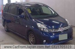 toyota isis 2014 CFJ1705323