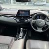 toyota c-hr 2017 quick_quick_DAA-ZYX10_ZYX10-2063923 image 4