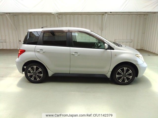 toyota ist 2004 ENHANCEAUTO_1_ea299663 image 2