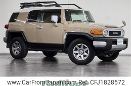 toyota fj-cruiser 2017 CFJ1828572