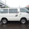 mitsubishi delica-van 1989 GOO_JP_700030009730211225001 image 17