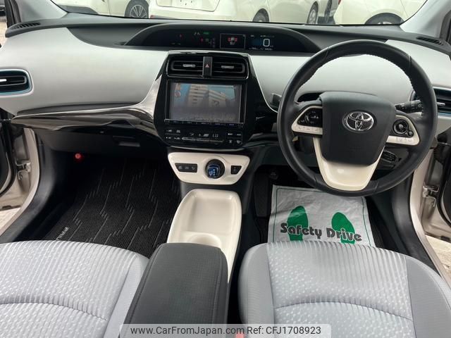 toyota prius 2016 CFJ1708923 image 2