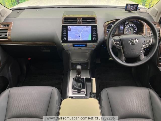 toyota land-cruiser-prado 2023 CFJ1702286 image 2