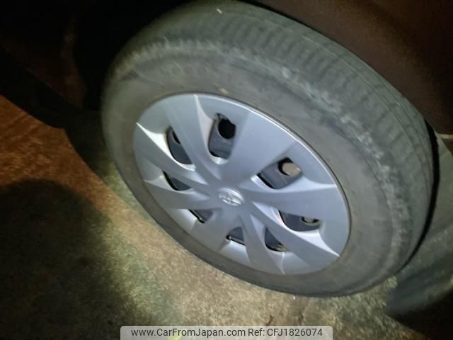 toyota spade 2013 CFJ1826074 image 2
