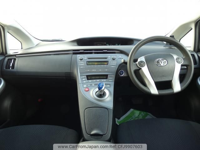 toyota prius 2013 quick_quick_DAA-ZVW30_ZVW30-1700832 image 2