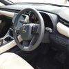 lexus lexus-lbx 2024 CFJ1786706 image 12