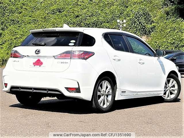 lexus ct 2015 -LEXUS--Lexus CT DAA-ZWA10--ZWA10-2242117---LEXUS--Lexus CT DAA-ZWA10--ZWA10-2242117- image 2