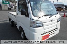 daihatsu-hijet-truck-2017-6842-car_0c5e4aa1-070f-4aae-b745-3c3b580b8d20
