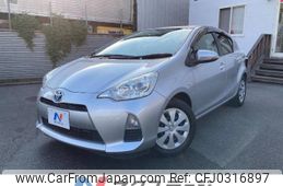 toyota aqua 2013 -TOYOTA--AQUA DAA-NHP10--NHP10-6140047---TOYOTA--AQUA DAA-NHP10--NHP10-6140047-