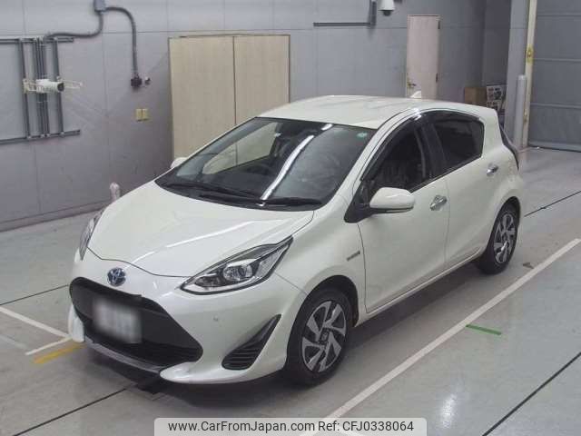 toyota aqua 2020 -TOYOTA 【豊橋 530ﾃ9888】--AQUA DAA-NHP10--NHP10-6858982---TOYOTA 【豊橋 530ﾃ9888】--AQUA DAA-NHP10--NHP10-6858982- image 1