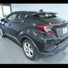 toyota c-hr 2018 quick_quick_DAA-ZYX10_2134448 image 2