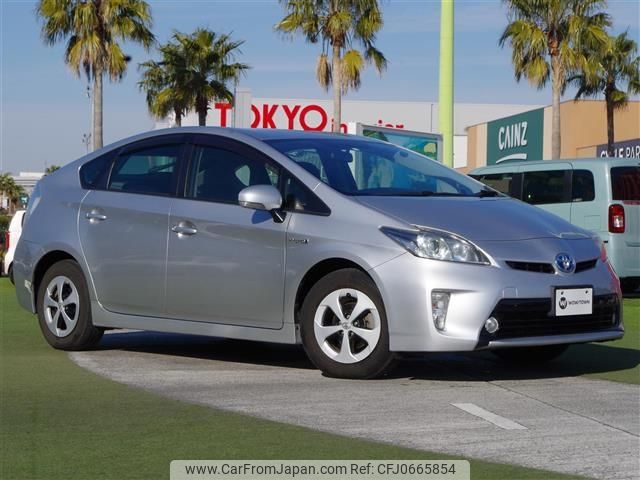 toyota prius 2014 -TOYOTA--Prius DAA-ZVW30--ZVW30-1801643---TOYOTA--Prius DAA-ZVW30--ZVW30-1801643- image 1