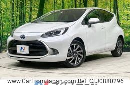 toyota aqua 2022 -TOYOTA--AQUA 6AA-MXPK11--MXPK11-2093966---TOYOTA--AQUA 6AA-MXPK11--MXPK11-2093966-