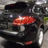 porsche cayenne 2012 CFJ1723382 image 2
