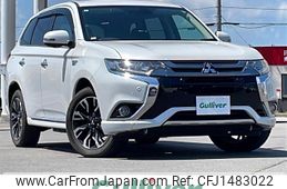 mitsubishi outlander-phev 2015 CFJ1483022