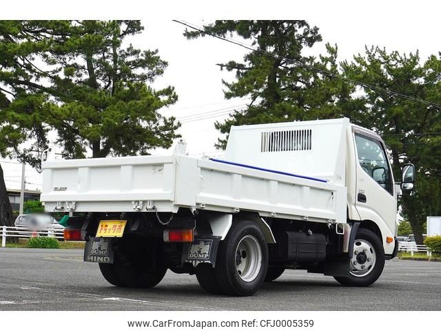 hino dutro 2017 GOO_NET_EXCHANGE_0208594A30240623W001 image 2