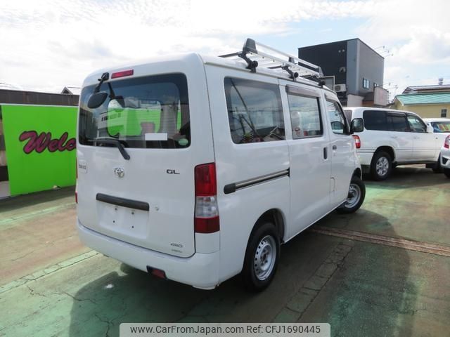 toyota townace-van 2012 CFJ1690445 image 2