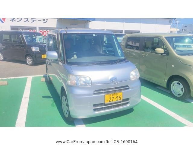 daihatsu tanto 2010 CFJ1690164 image 1