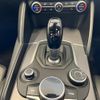 alfa-romeo giulia 2018 quick_quick_95220_ZAREAENN1J7576652 image 11