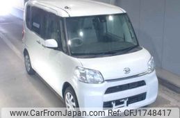 daihatsu tanto 2015 CFJ1748417