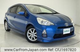 toyota aqua 2012 CFJ1697820