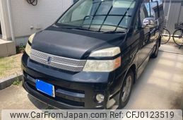 toyota voxy 2005 -TOYOTA--Voxy DBA-AZR60G--AZR60-0476524---TOYOTA--Voxy DBA-AZR60G--AZR60-0476524-