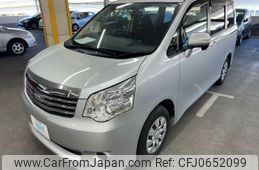 toyota noah 2013 AF-ZRR70-0596611