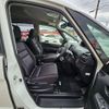 nissan serena 2018 CFJ1773551 image 13