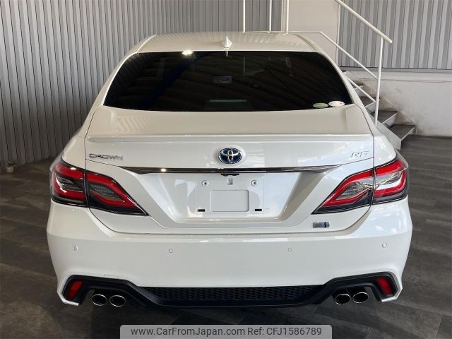 toyota crown 2018 CFJ1586789 image 2